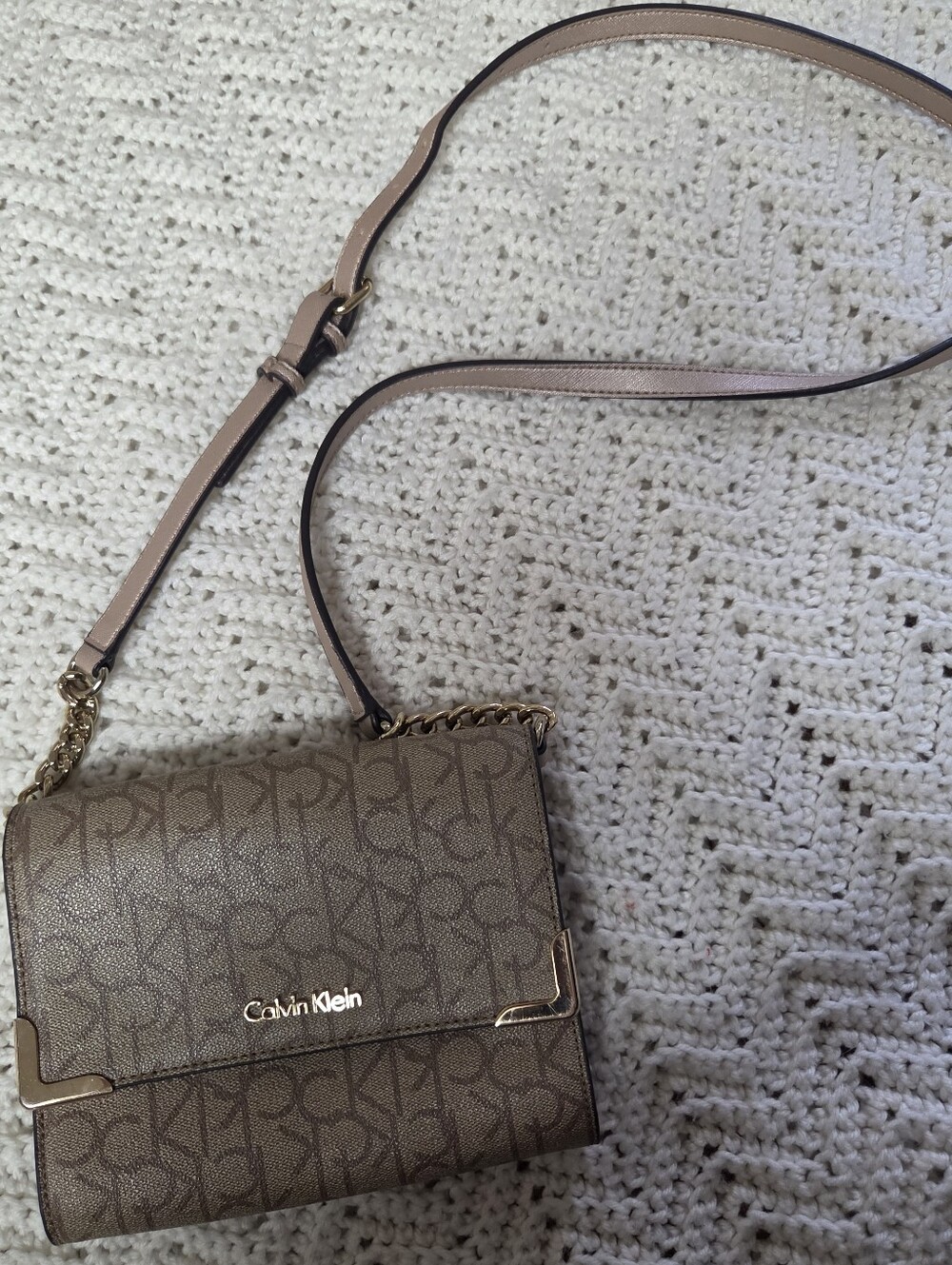 Calvin Klein Brown Signature Crossbody Bag NWOT